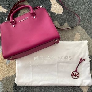MICHAEL Michael Kors designer handbag Brand New without tags.  Never been used.